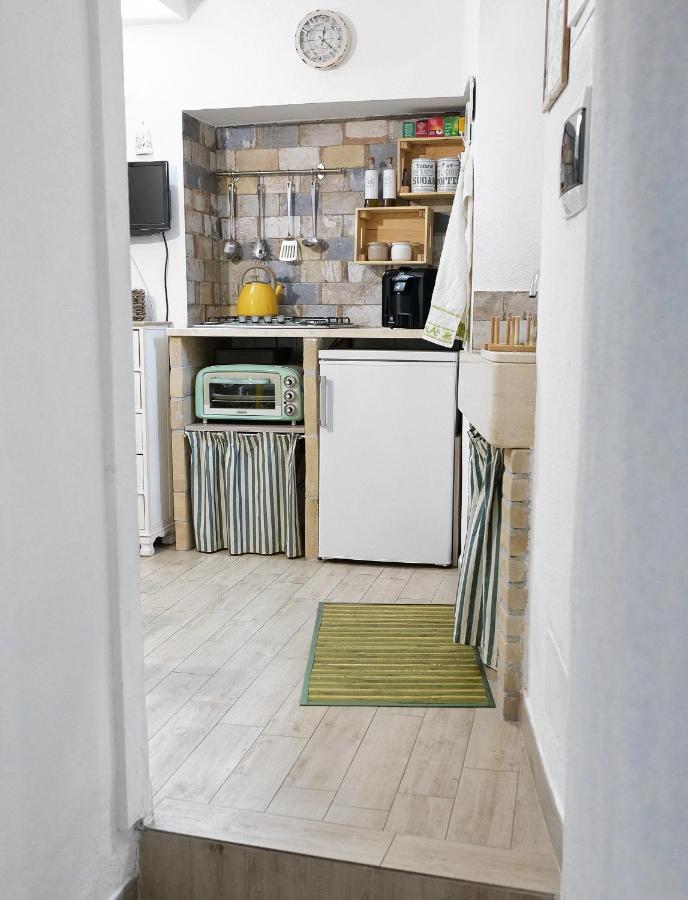 Casa Vacanza La Mia Casetta Sutri Luaran gambar